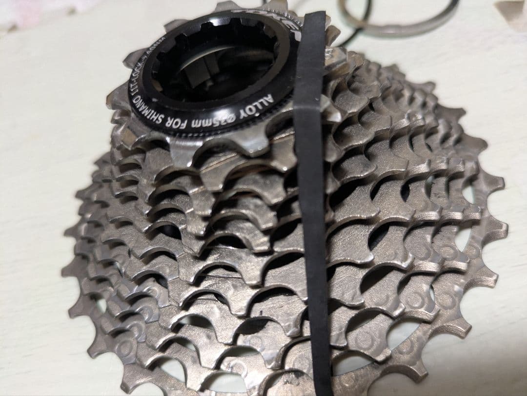 Token TK1128 11-28T スプロケット