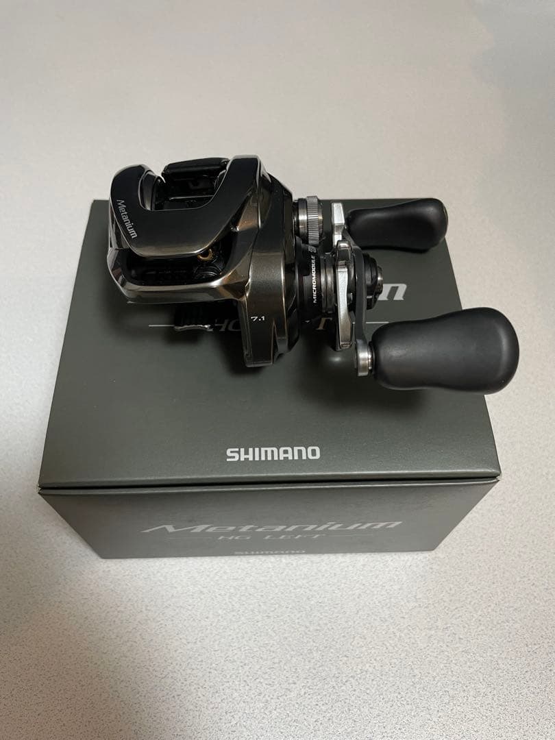 SHIMANO nium ベイトリール