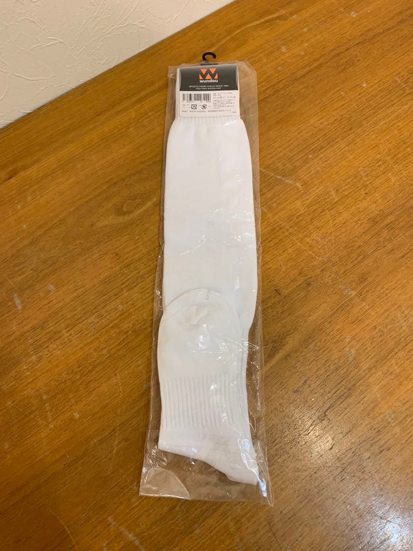 G0723-13★未使用wundouサッカー　ソックス　Tシャツ　パンツまとめて