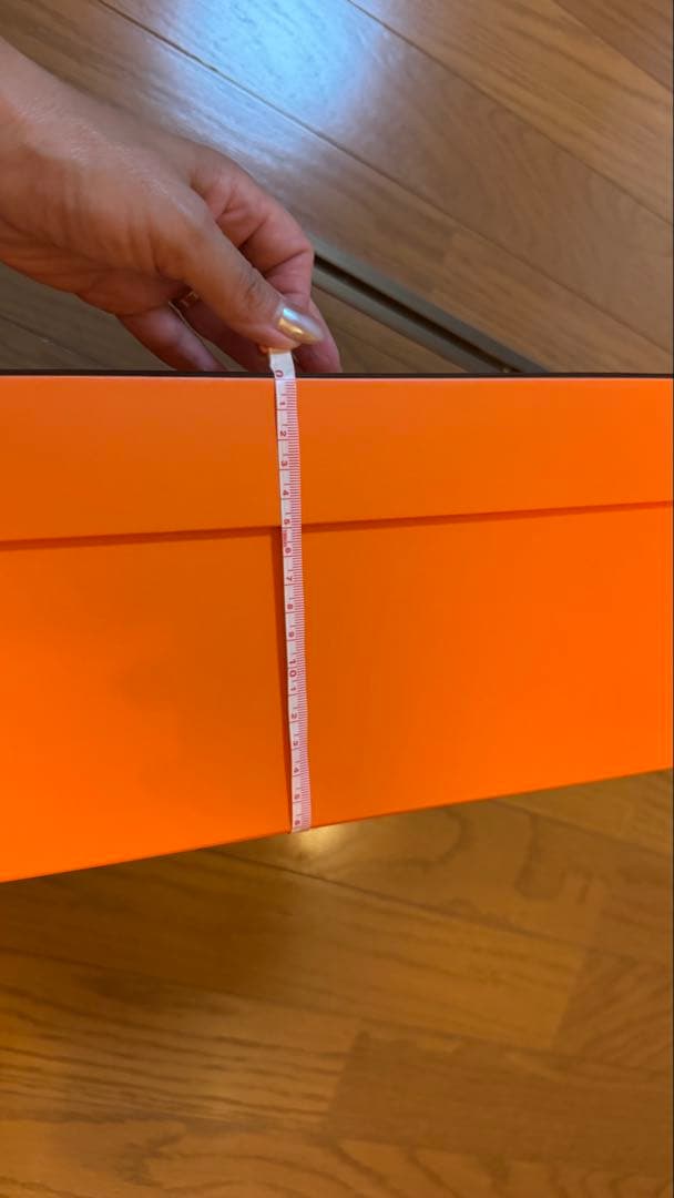 HERMES ギフトボックス オレンジ 約30cm
