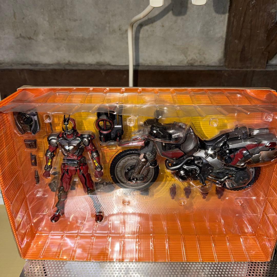 SIC仮面ライダーファイズ　ブラスターフォーム&オートバジン