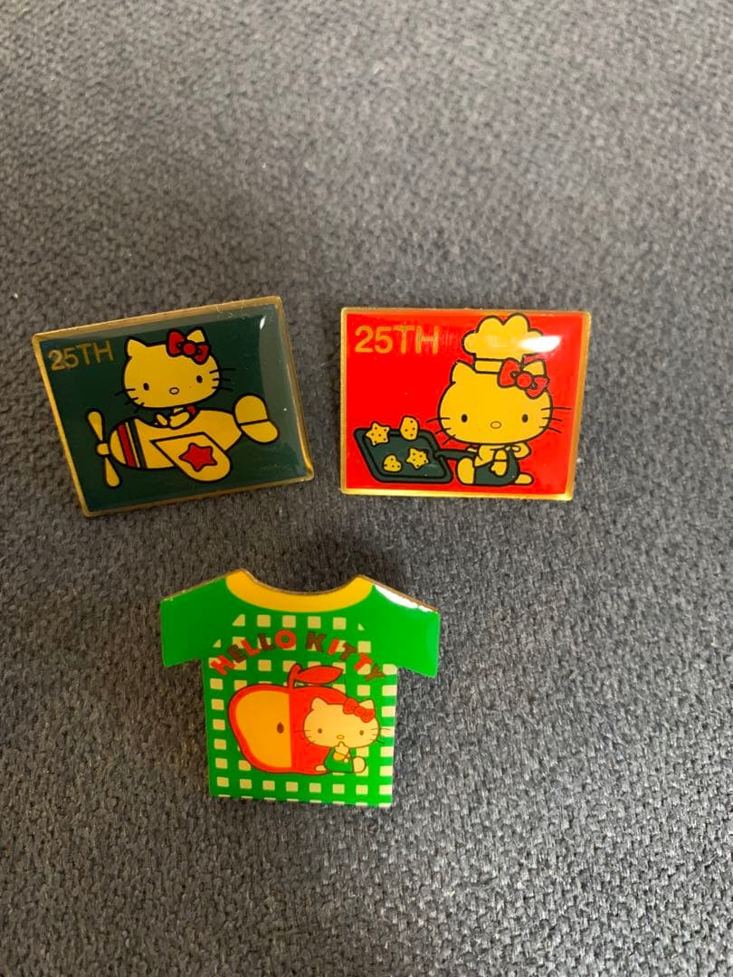 平成レトロ　キティ　ピンバッジ　まとめ売り