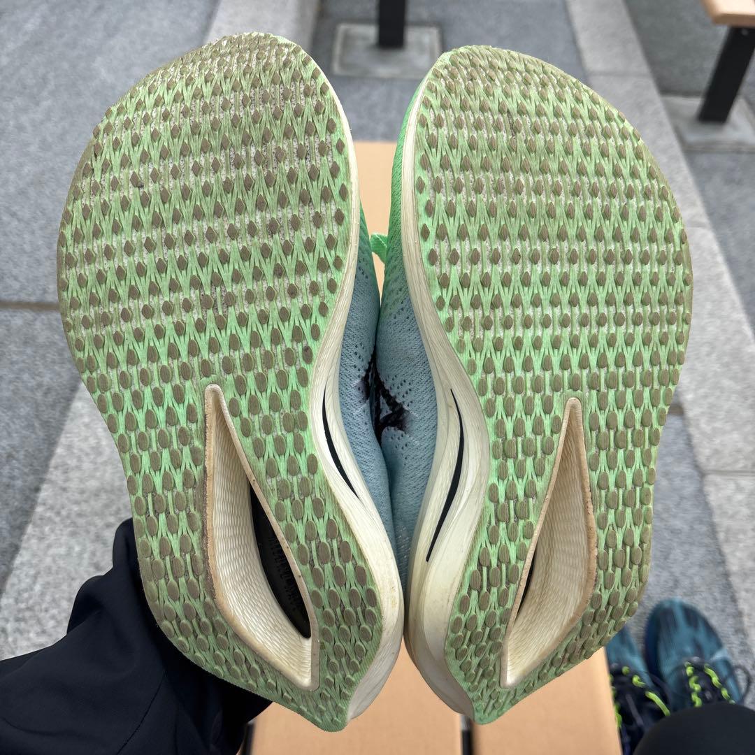 Mizuno ウエーブリベリオンプロ3