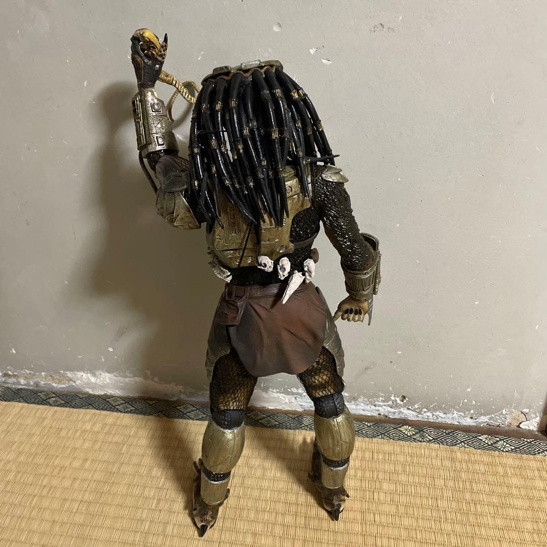 ネカビッグプレデター　1/4サイズ