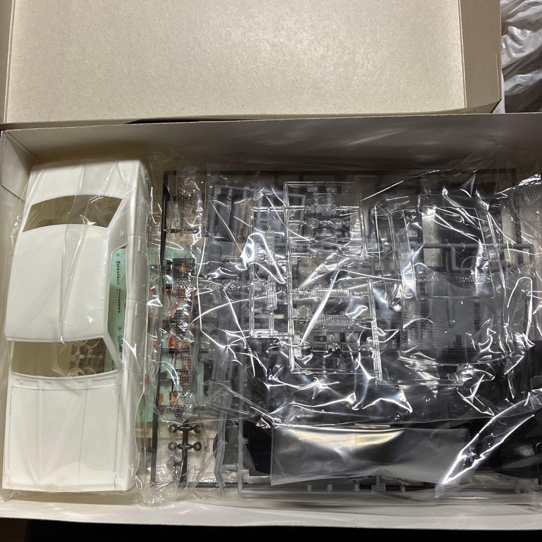 青島HOTROD 330 GLORIA プラモデル