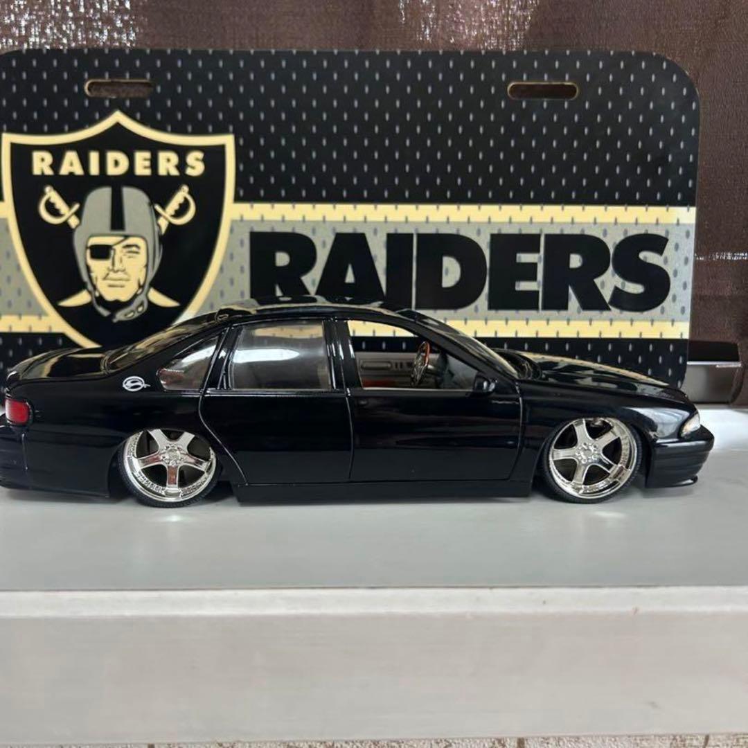 Jadaジェイダ1996 シボレー インパラSS DUB 車