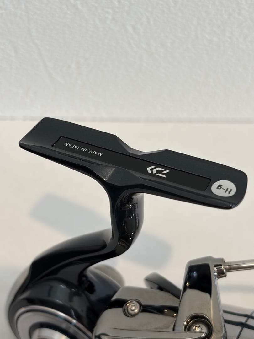 ダイワ セルテート LT4000-CXH R4年購入 使用2回 美品 箱・袋あり