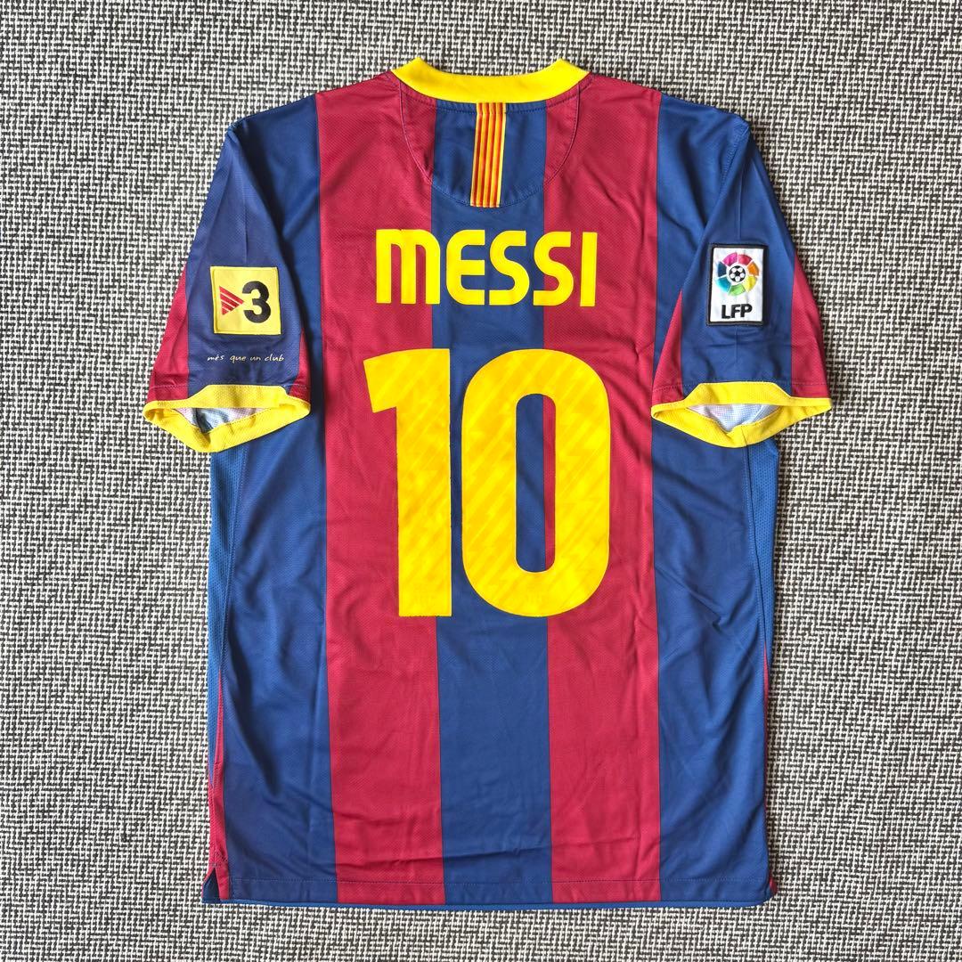 【３冠モデル＆フルパッチ仕様】リオネル・メッシ ＃１０ FCバルセロナ