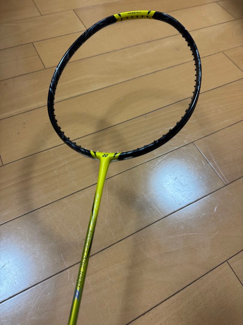 ヨネックスバドミントンラケット(ジャンク品)