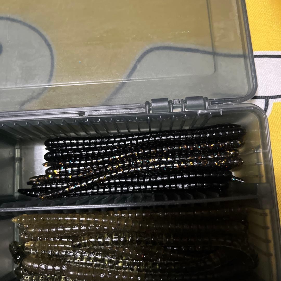 大量! 常吉ネコリグワームだと思います♪