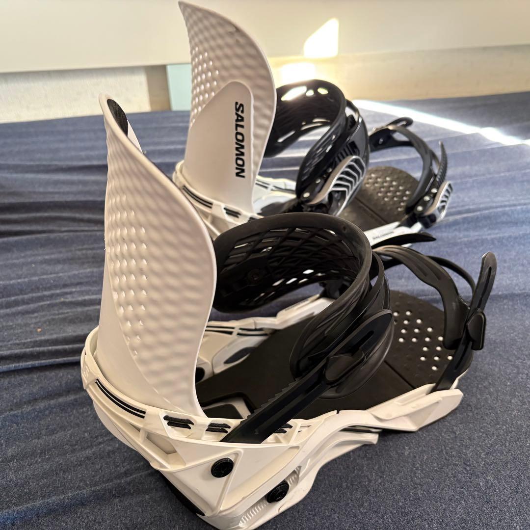 25-26 SALOMON Hologram Mサイズ ビンディング
