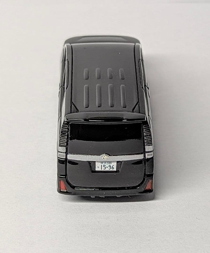 〘改造〙トミカ 115 ヴォクシー 煌3 80系 202ブラック