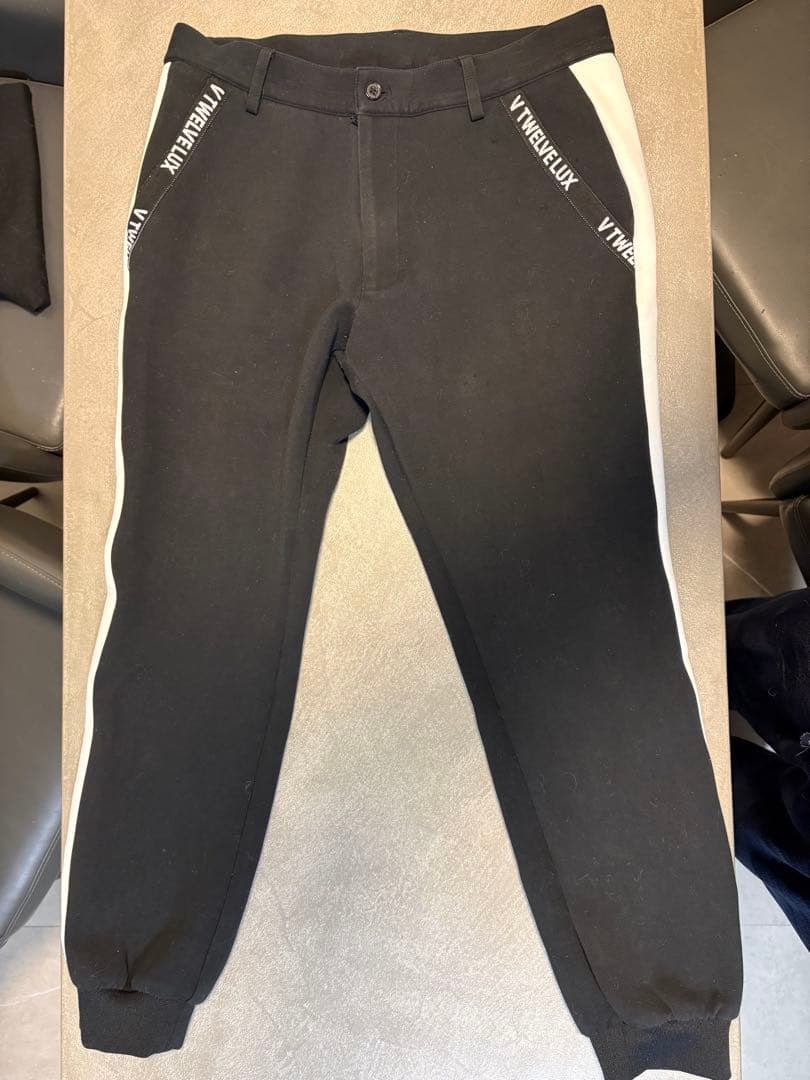 V TWELVE LUX ジャケットとパンツセット