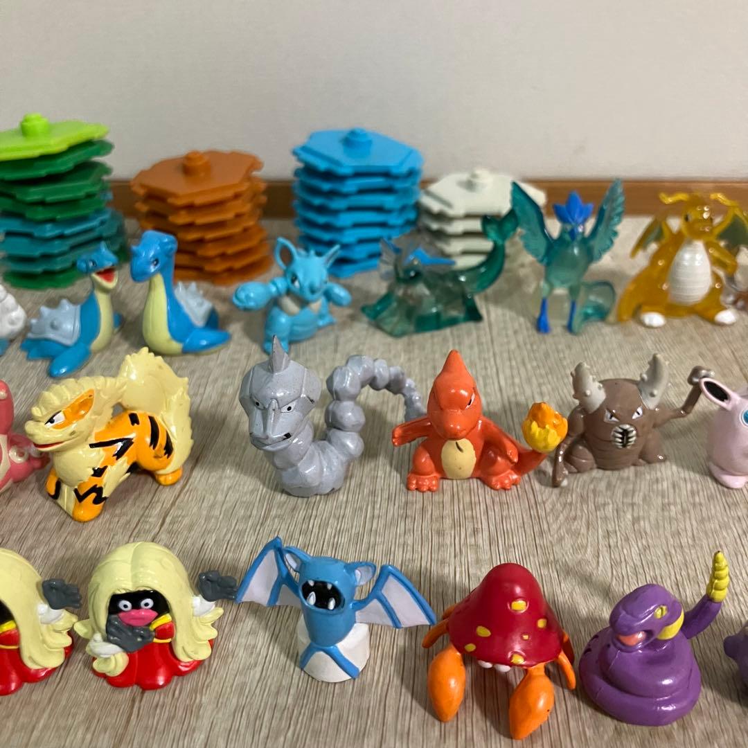 【大量】ポケモン　ガチャ　ミニフィギュア　フルカラースタジアムなど　当時物