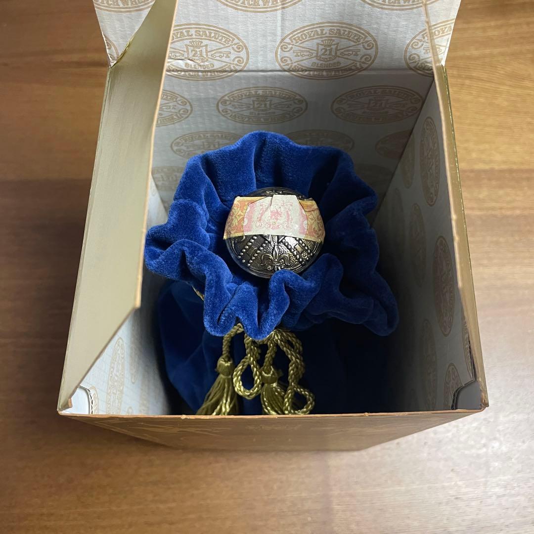 【未開封】ロイヤルサルート　21年　スコッチウイスキー　青ボトル　箱・袋付き