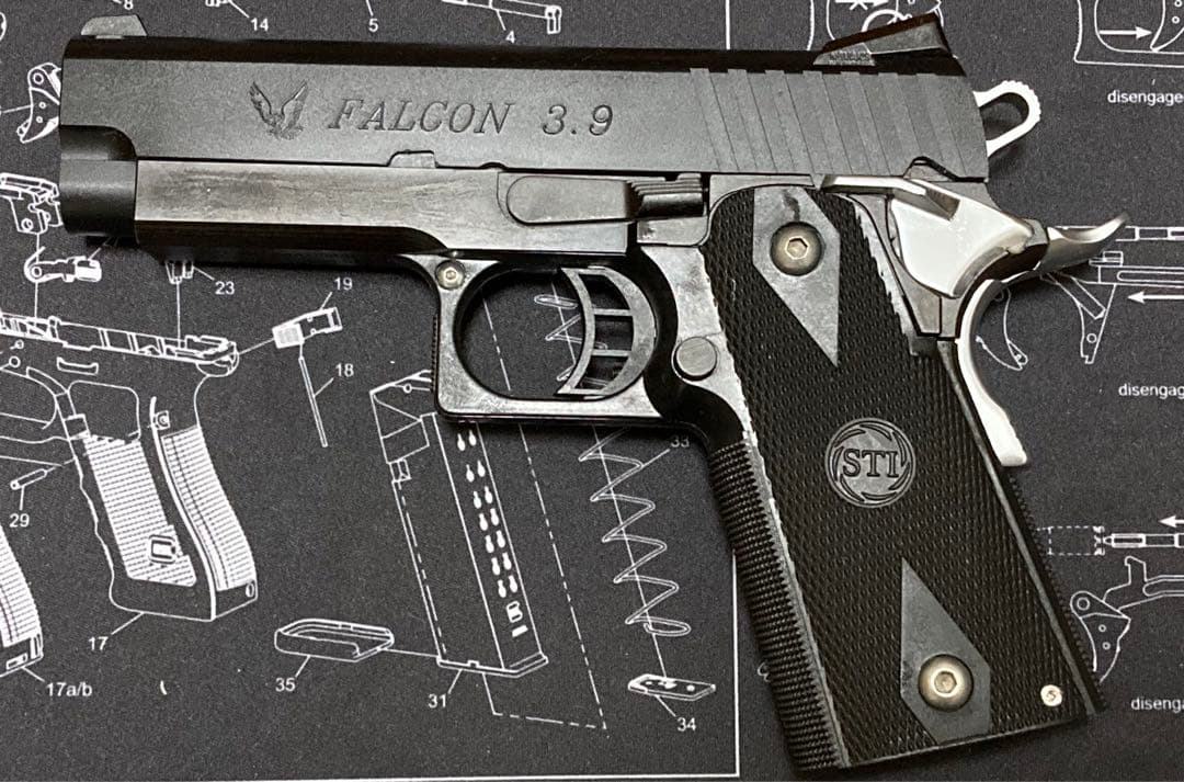 新品同様 KSC ガスブローバック STI ファルコン FALCON 3.9