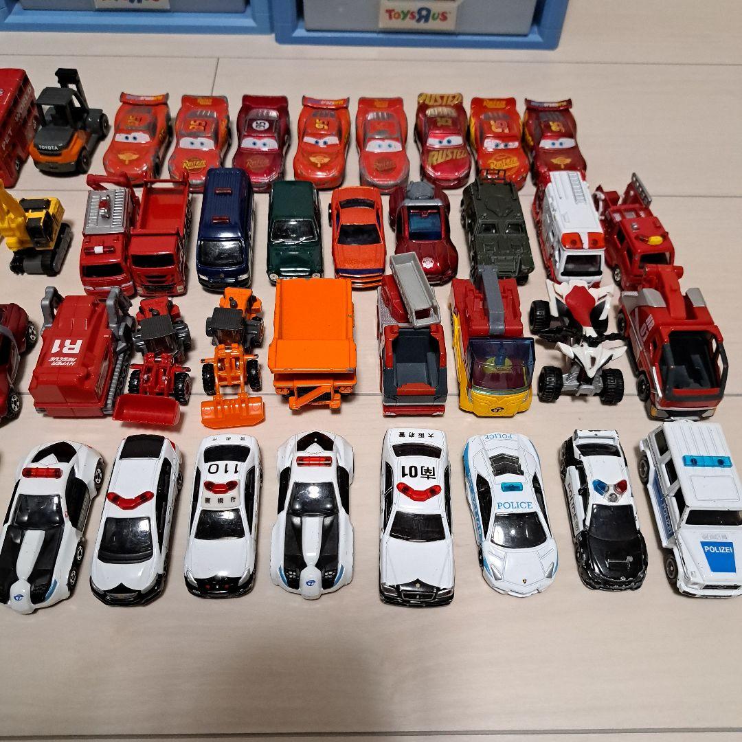 トミカ　ミニカー 　パーキングケース