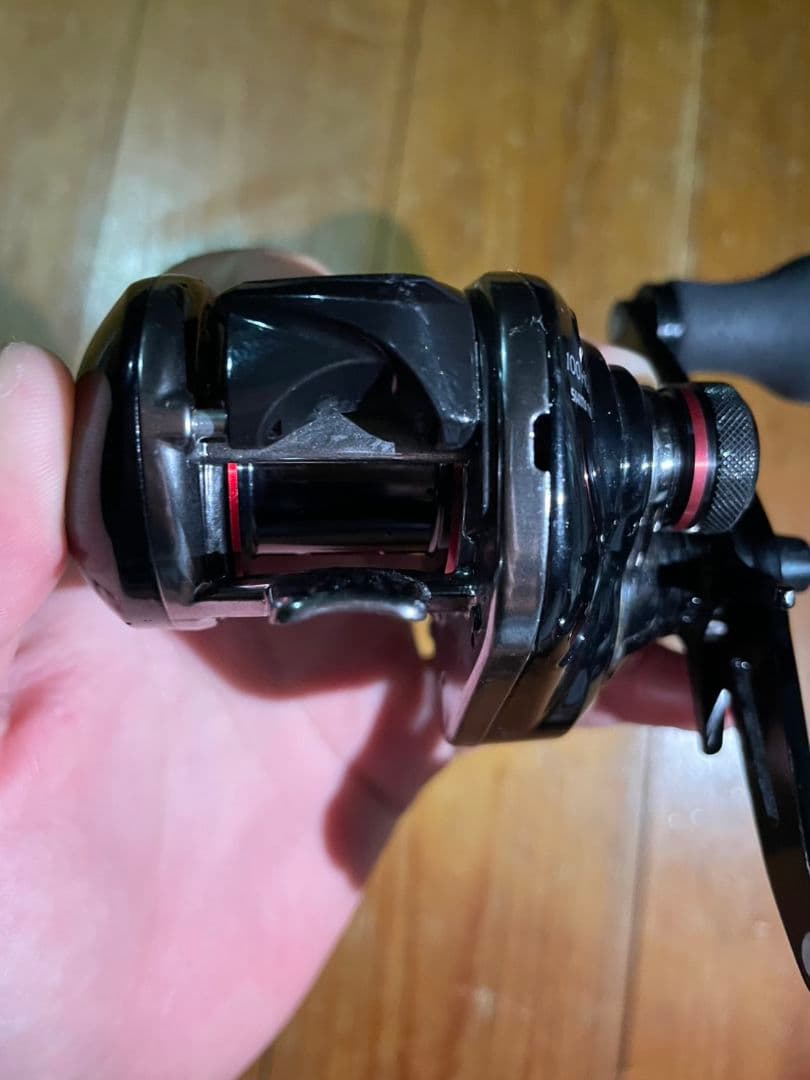 100HG ブラック ベイトリール