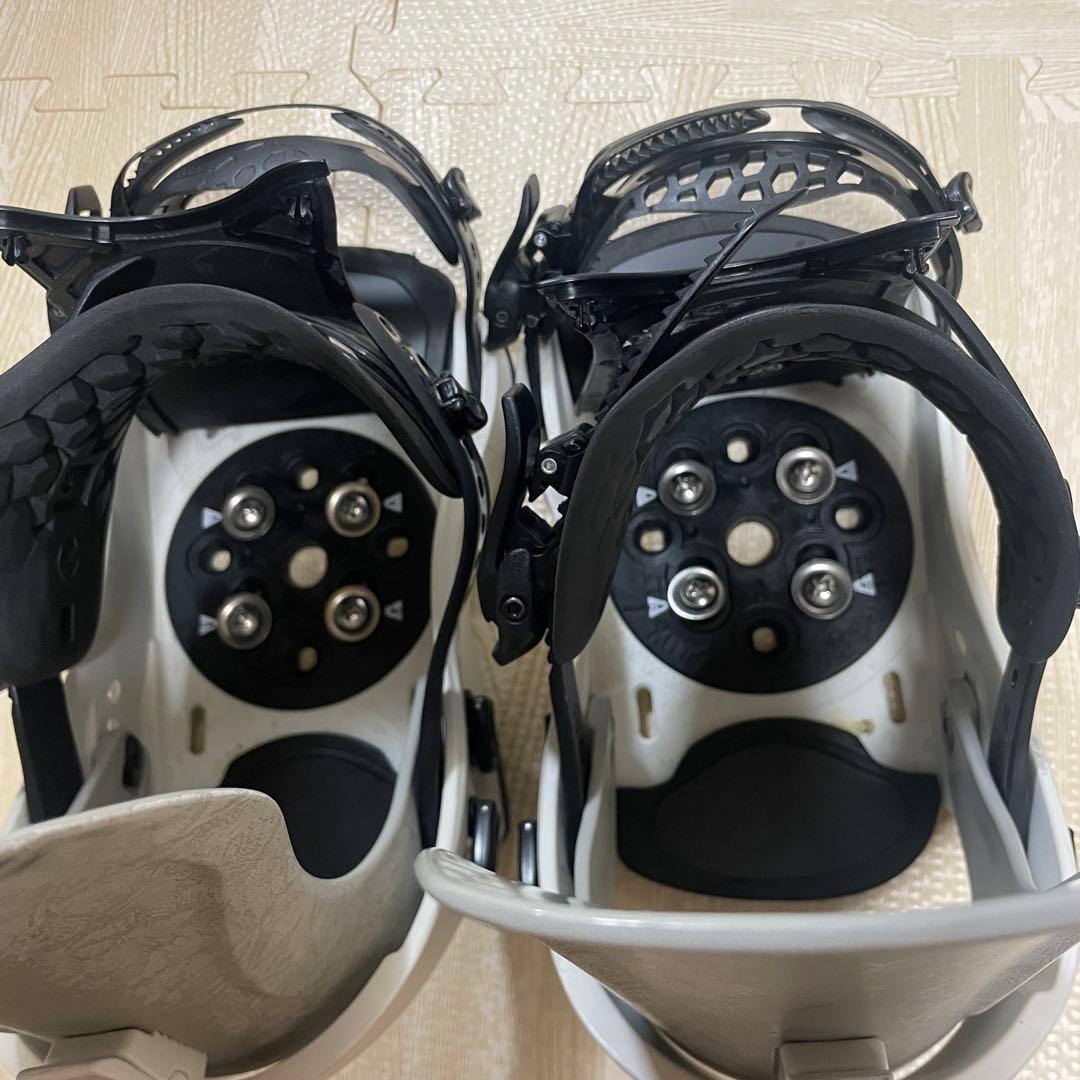 FLUX CV ホワイト Mサイズ スノーボード ビンディング