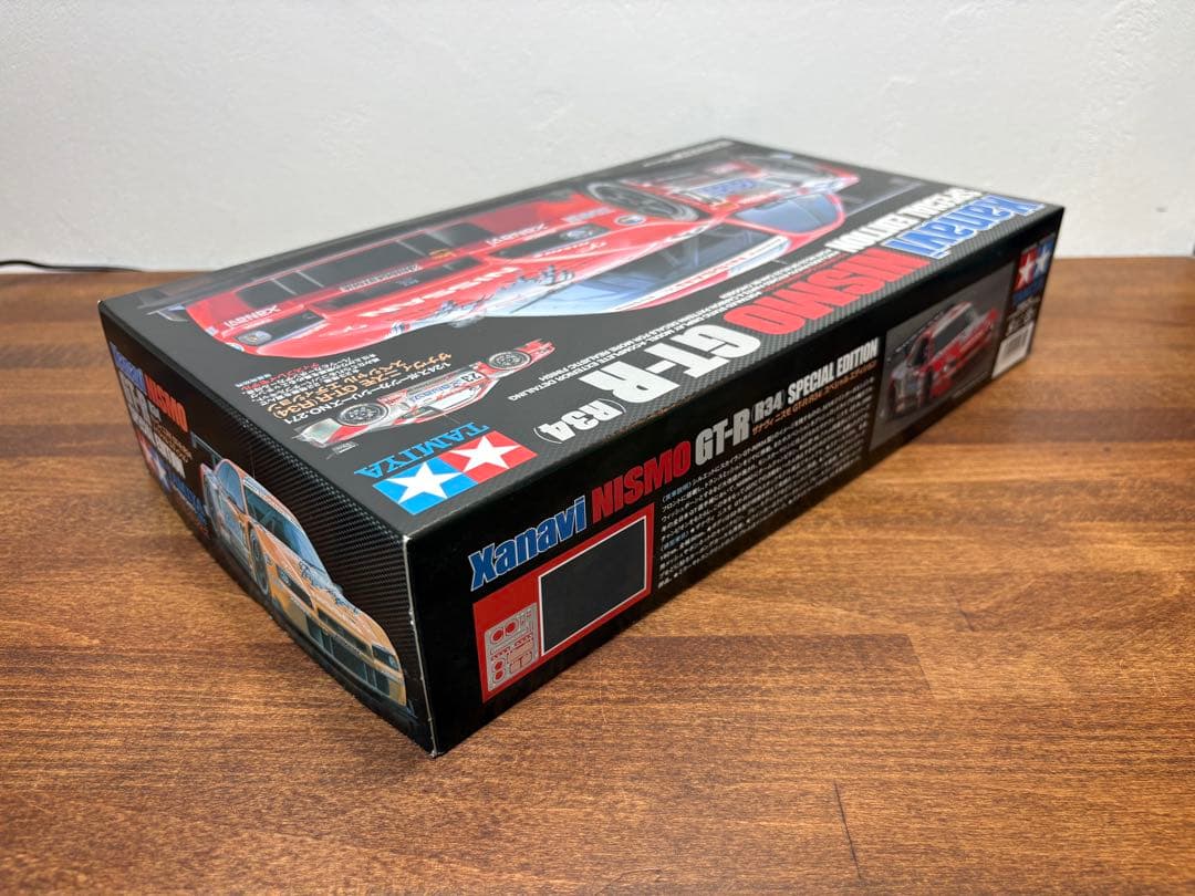 タミヤ 1/24 ザナヴィ ニスモ GT-R (R34) スペシャルエディション