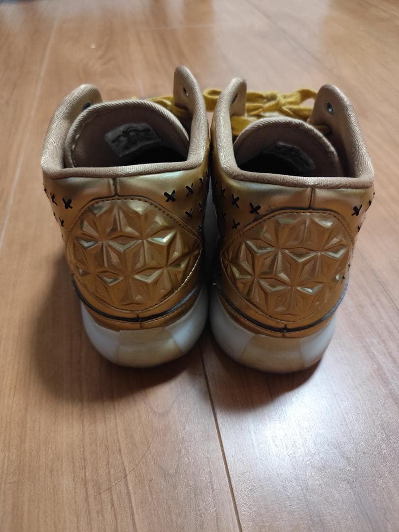 コービーX MID EXT ゴールド