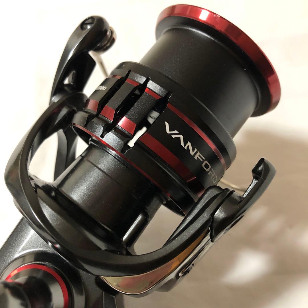 美品　シマノ　20ヴァンフォード 4000MHG スピニングリール　釣り　人気