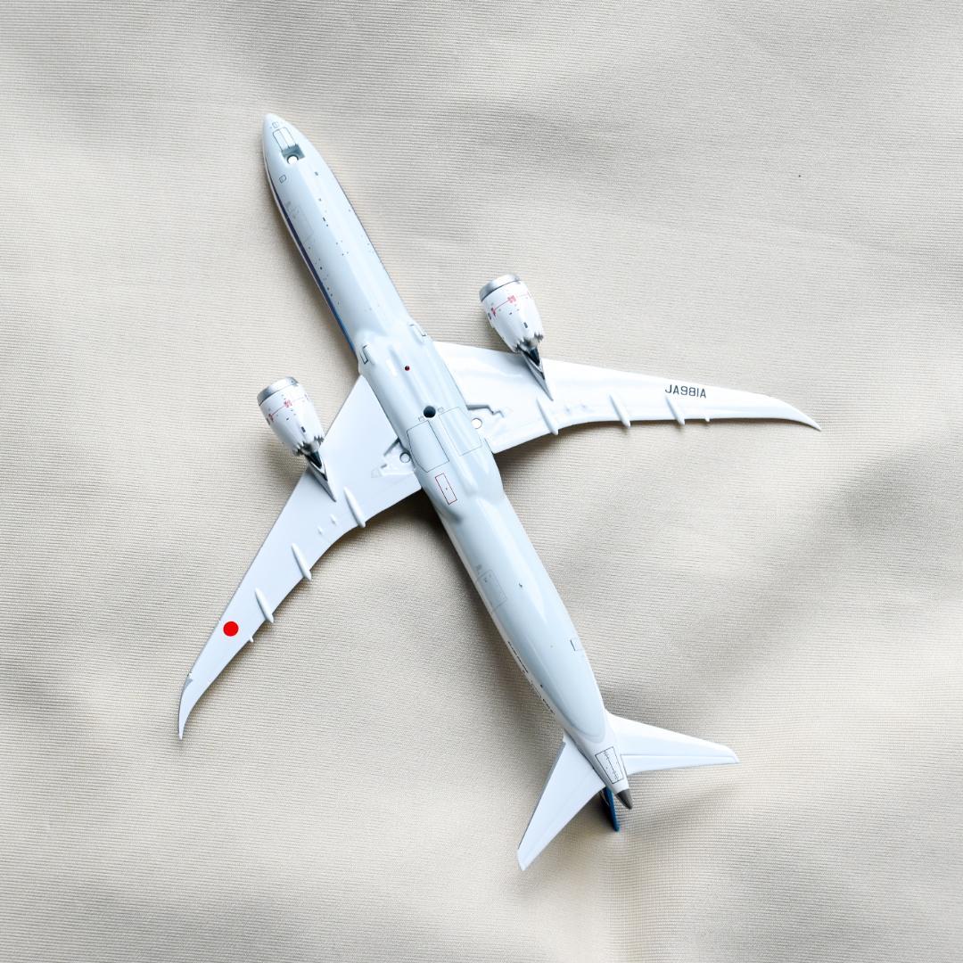 ANA 全日空 B787-10 ギア着脱可 JA981A 1/400