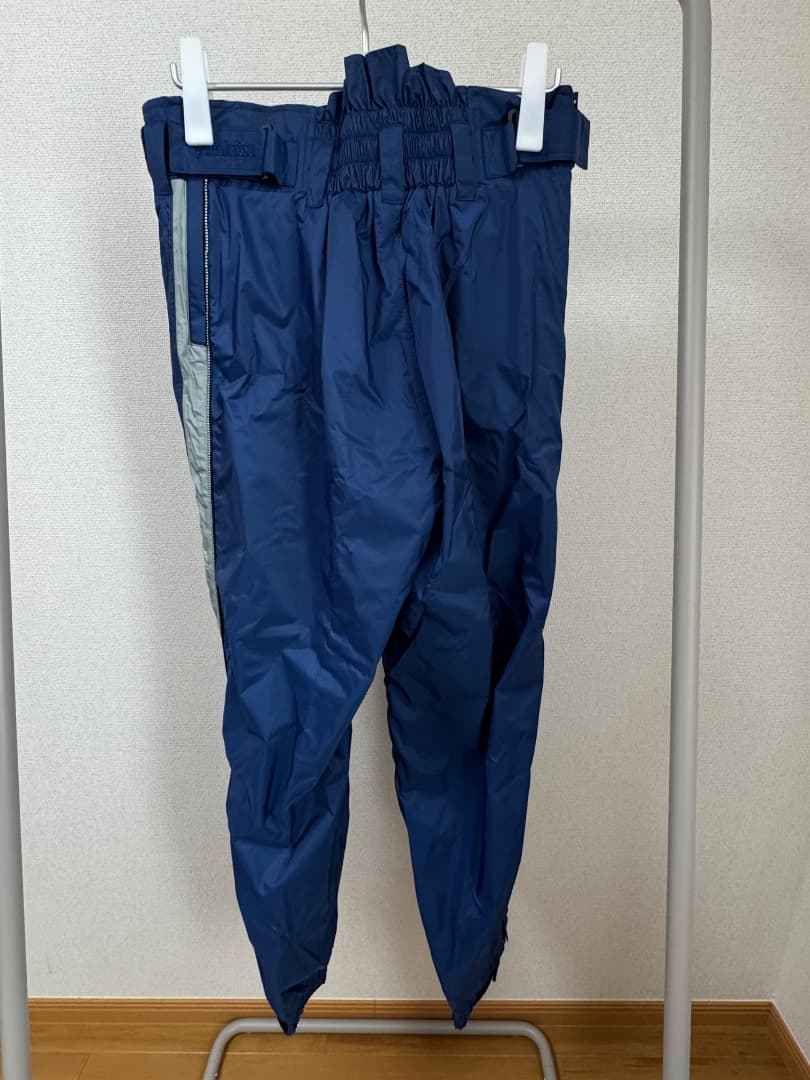 激レア 新品 未使用 がまかつ ウインドアップレインスーツ GM746