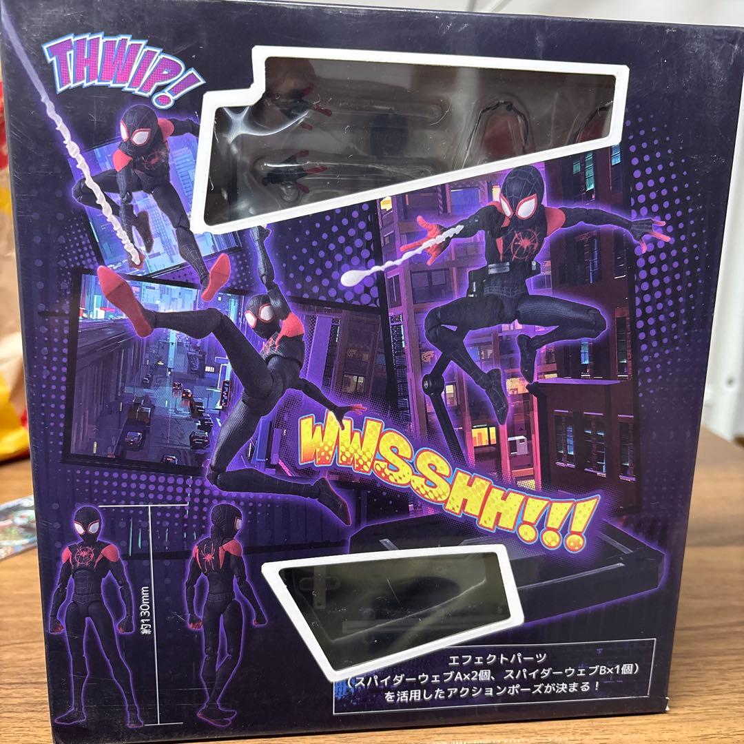 SPIDER-MAN INTO THE SPIDER-VERSE 可動フィギュア