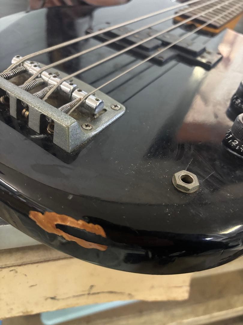 ヤマハビンテージエレクトリックベースBroadBass VI（BB-VI）