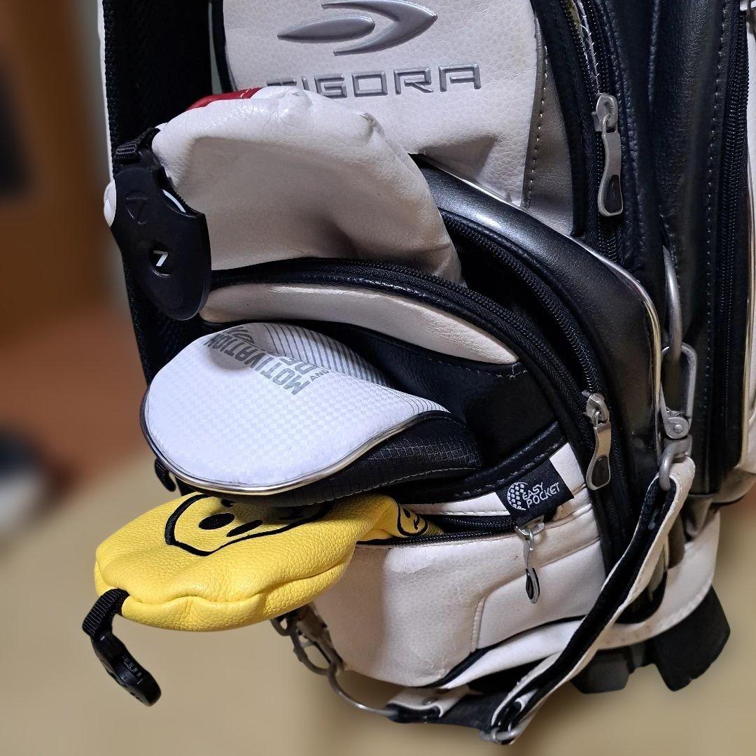 ティゴラゴルフキャディバッグ本格３点式ツアーバック。フード付き。9.5インチ