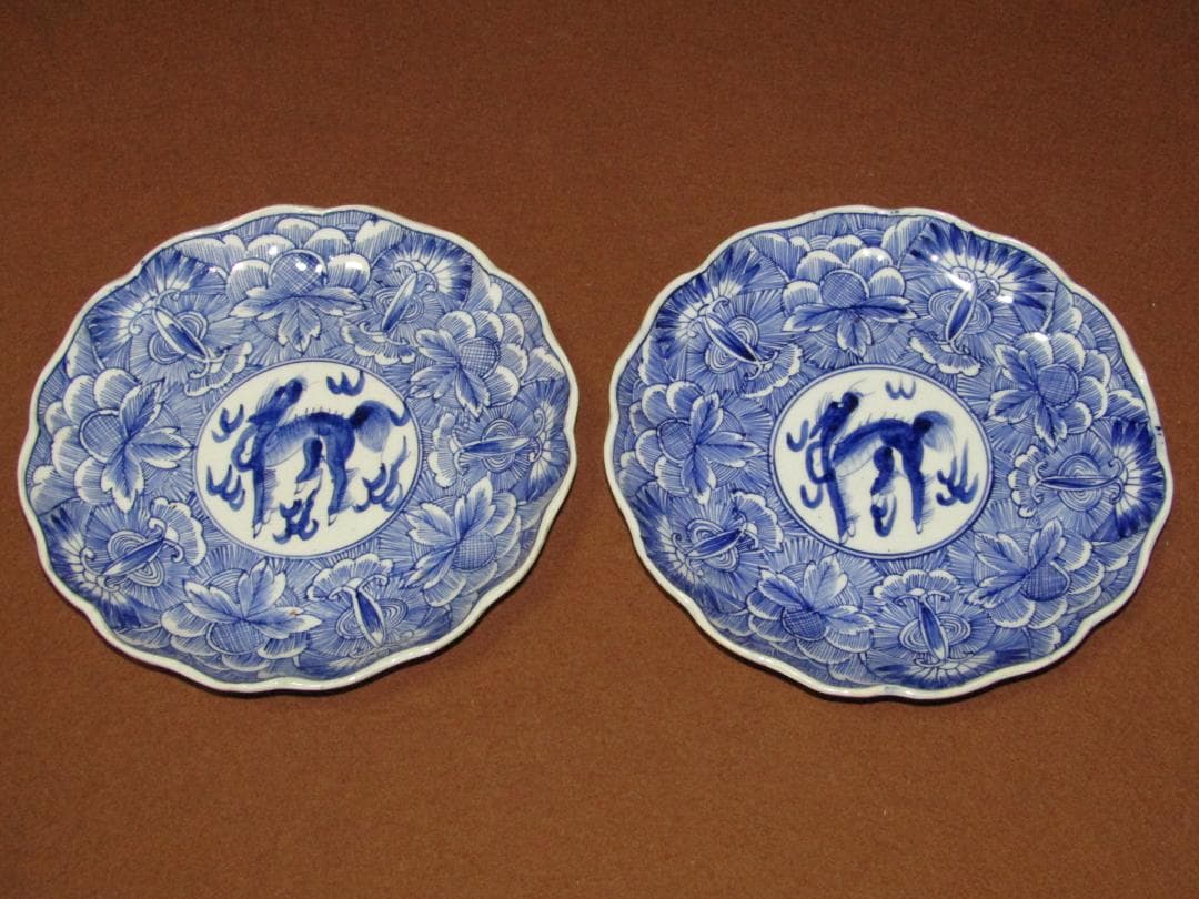 【染付　線描き花文・麒麟図　七寸皿　六枚　径２１．５cm】古伊万里