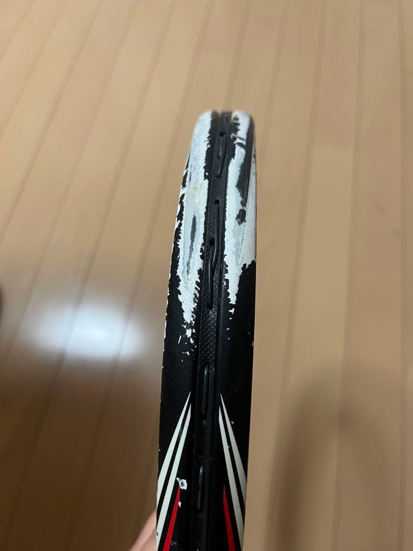 テニスラケット ホワイト ブラック レッド