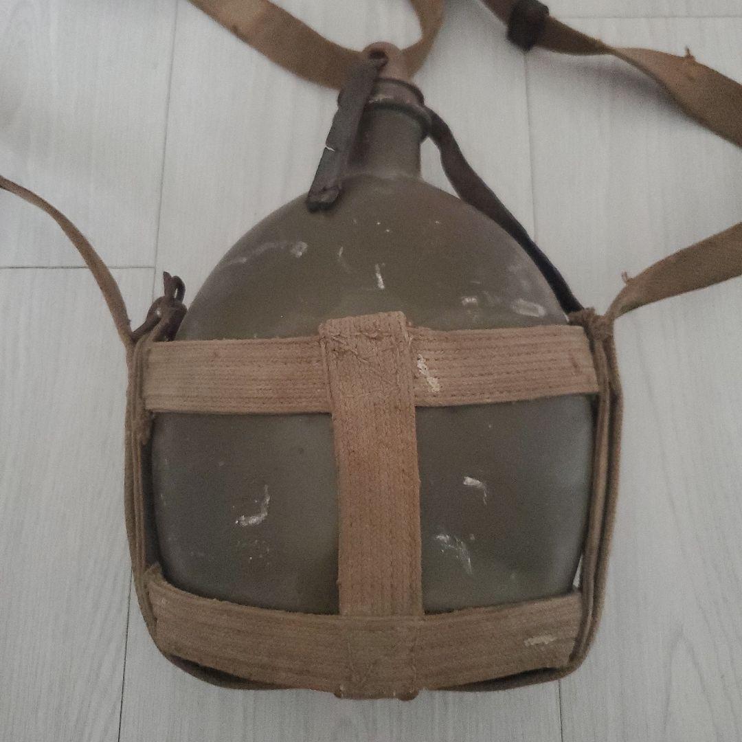 旧日本軍水筒(送料込み)