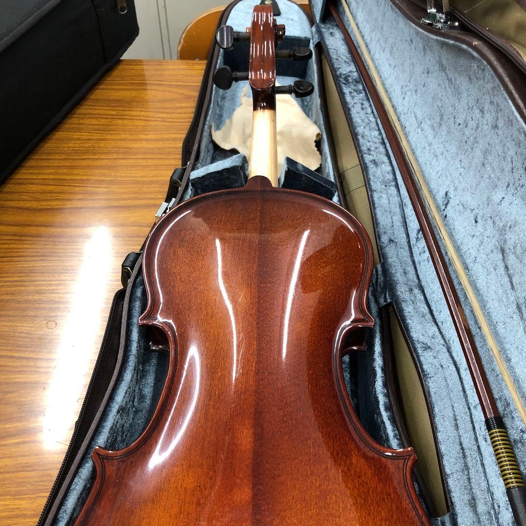 Universal Violin 4/4 ケース、弓付き