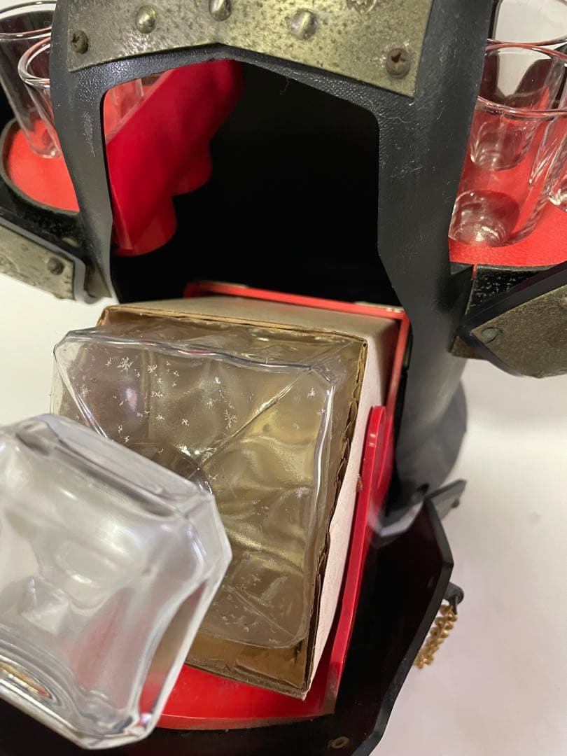 ニッカウヰスキー 鎧 西洋甲冑 インテリア ボトルケース