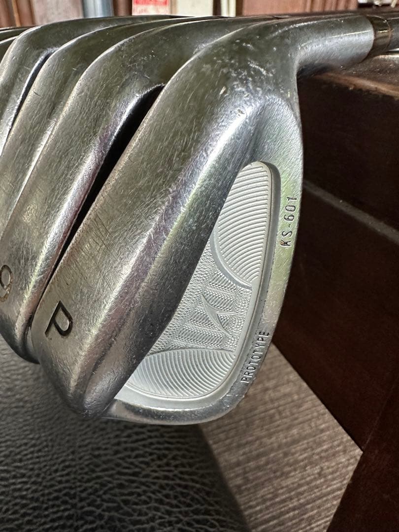 アキラ　MCI 100S アイアンセット 4-9 P 7本セット