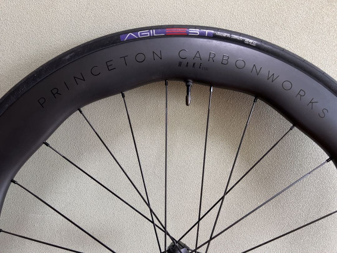 中華完組カーボンホイール　リム高65/60