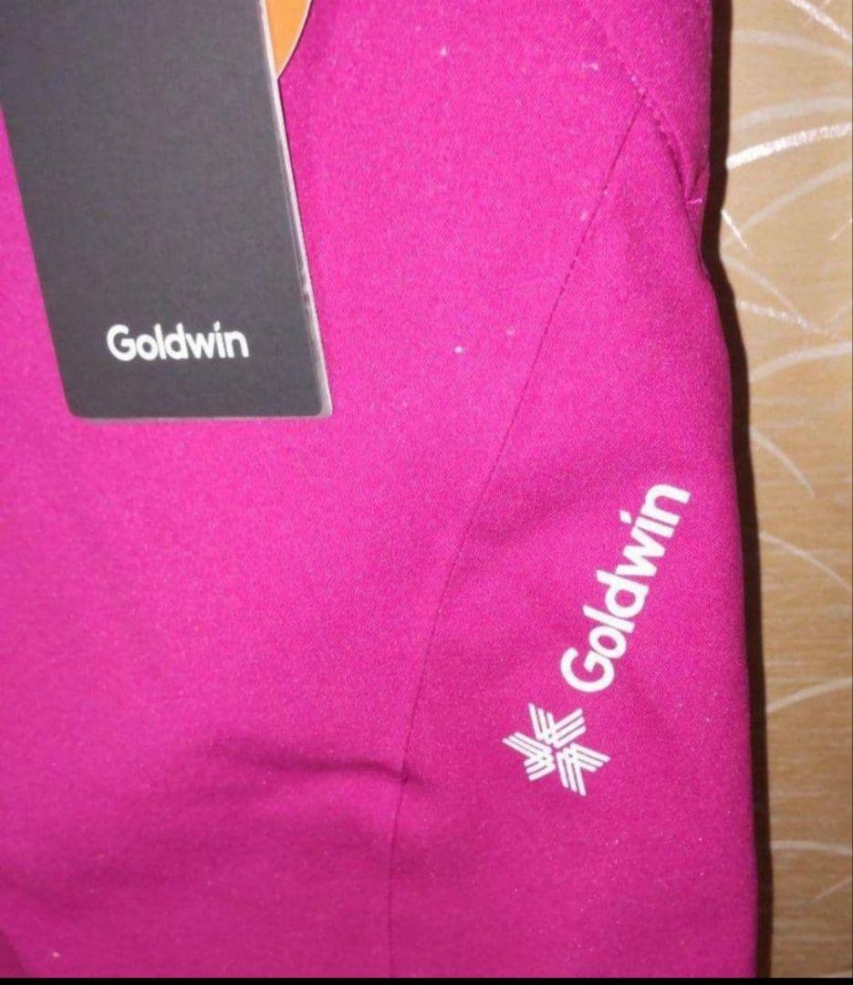 a 新品タグ付き Gold Win ゴールドウィンパンツ
