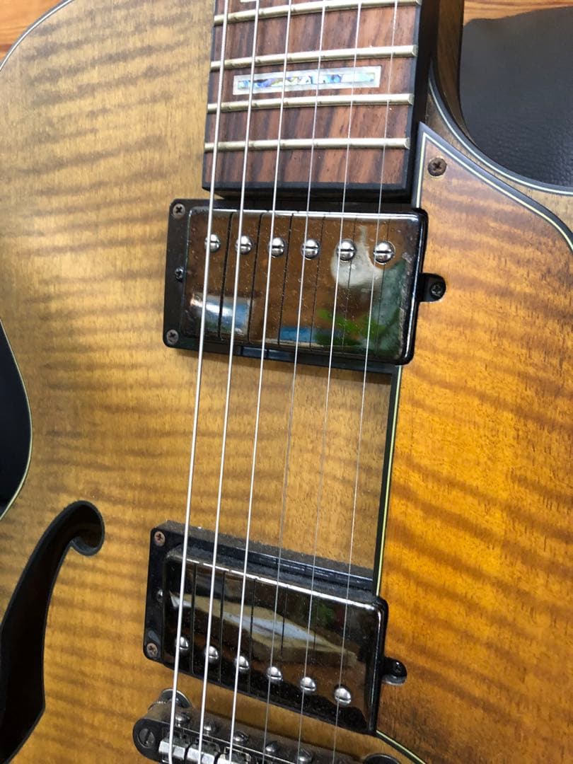 超美品　Ibanez AGS83B アイバニーズ　セミアコ　エレキギター