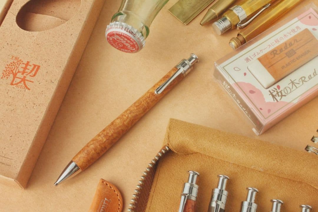 シャーペン内部機構付属！工房楔花梨瘤杢芯ホルダー