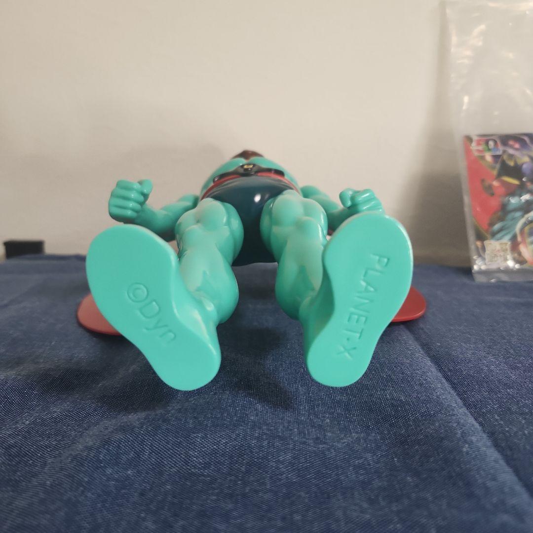 墓場の画廊　デビルマン　マスク　面取れ　ソフビ　グリーン　一部塗装剥がれ