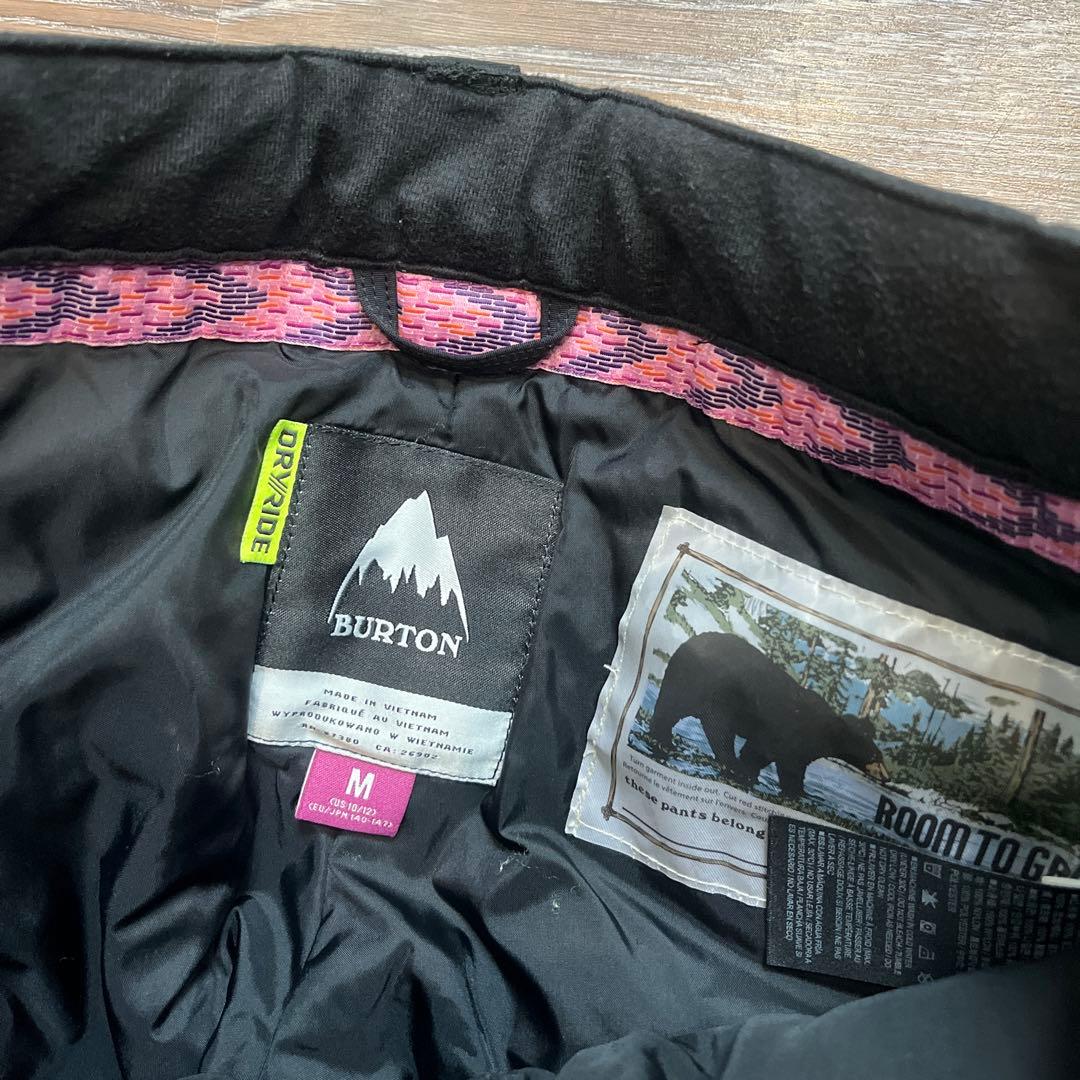 Burton キッズ　145センチ前後の方に　バートン　ウェア　女の子