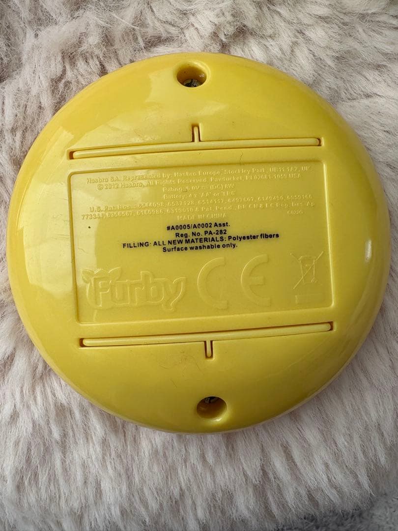 【希少セット】ファービー 2012 イエロー（音声なし）＆ピンク（動作確認済み）