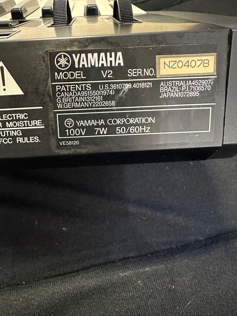 YAMAHA V2 キーボード シンセサイザー