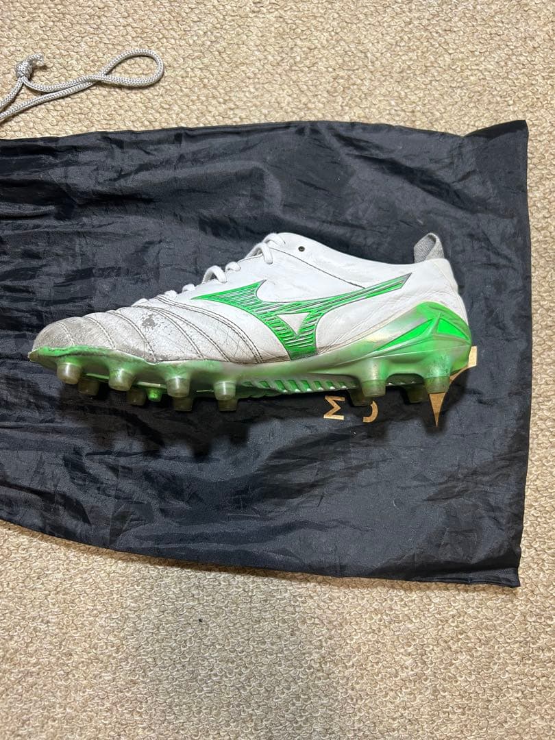 ミズノ モレリアネオ4 【限定色】25cm シューズケース付き