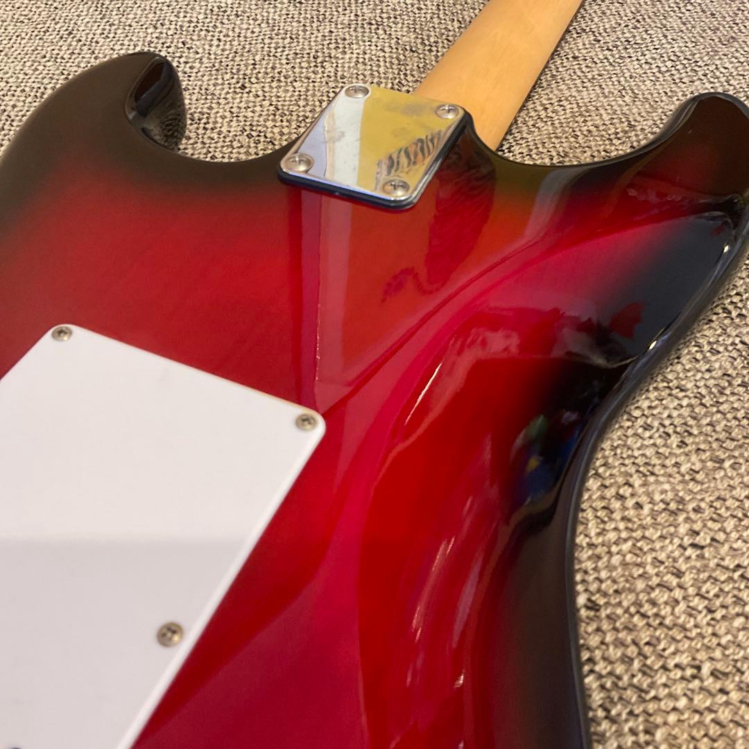 け*ん様 美品 エレキ ギター　ストラトキャスタータイプ　SELDER　パープル