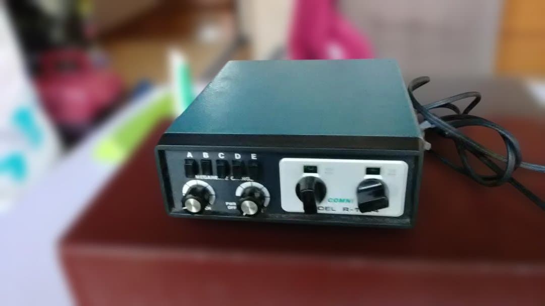 COMET R-1004 VHF FM受信機