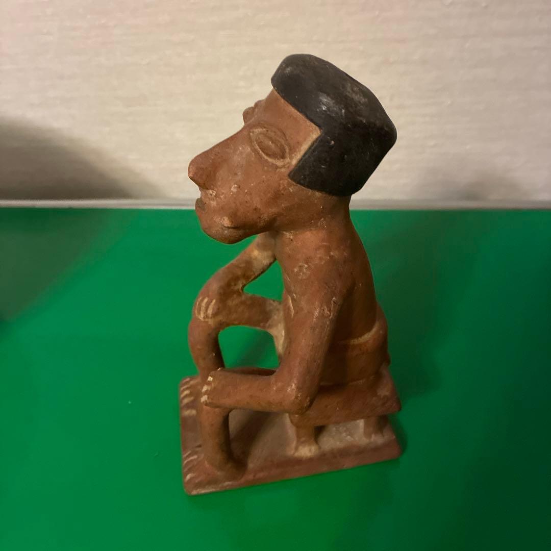 プレコロンブスの男性の彫刻の破片