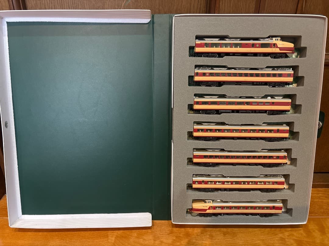 KATO 181系 『しおじ・はと』7両基本セット 10-352